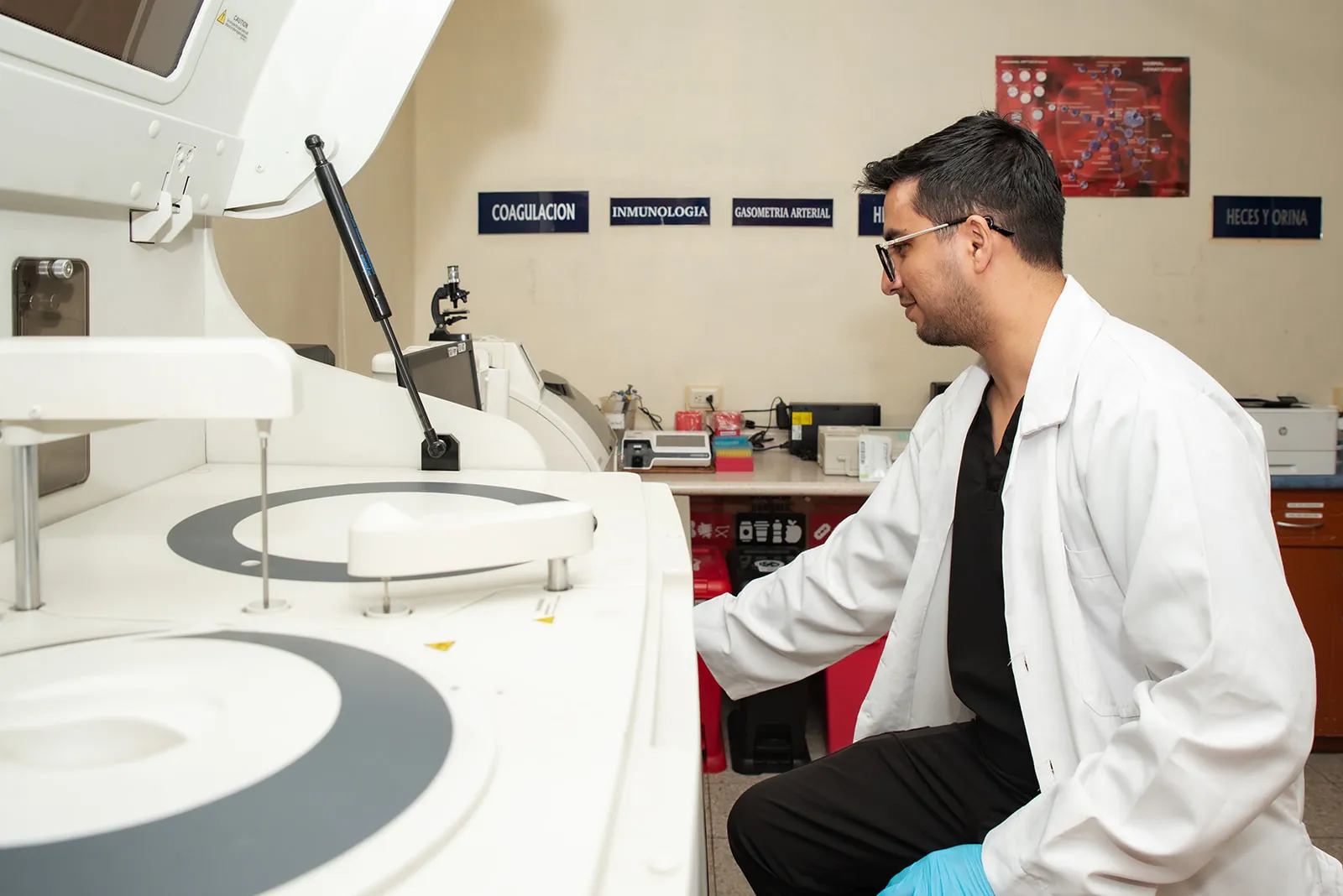 Análisis bioquímico automatizado